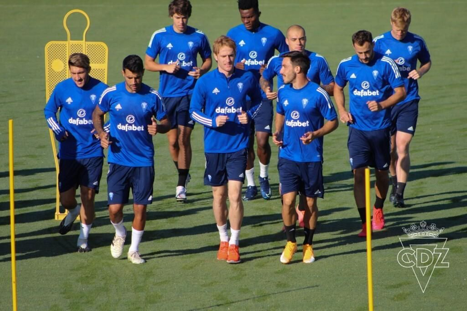Los jugadores del Cádiz, durante un entrenamiento.