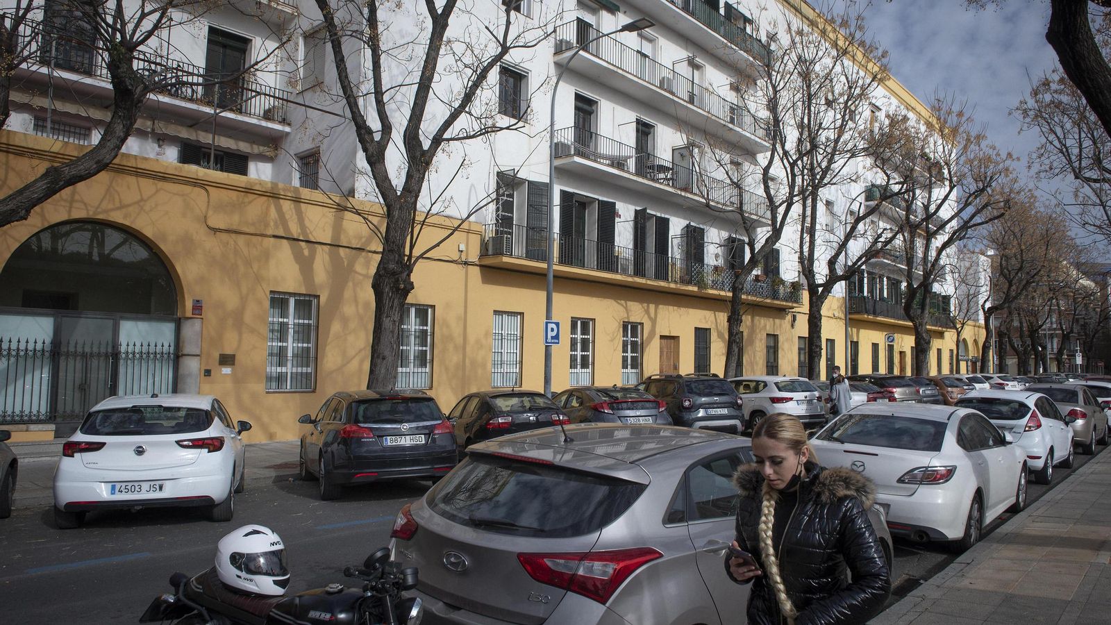 Los otros tres locales pequeños a la venta están en la calle José María Osborne, también en el entorno del Prado.
