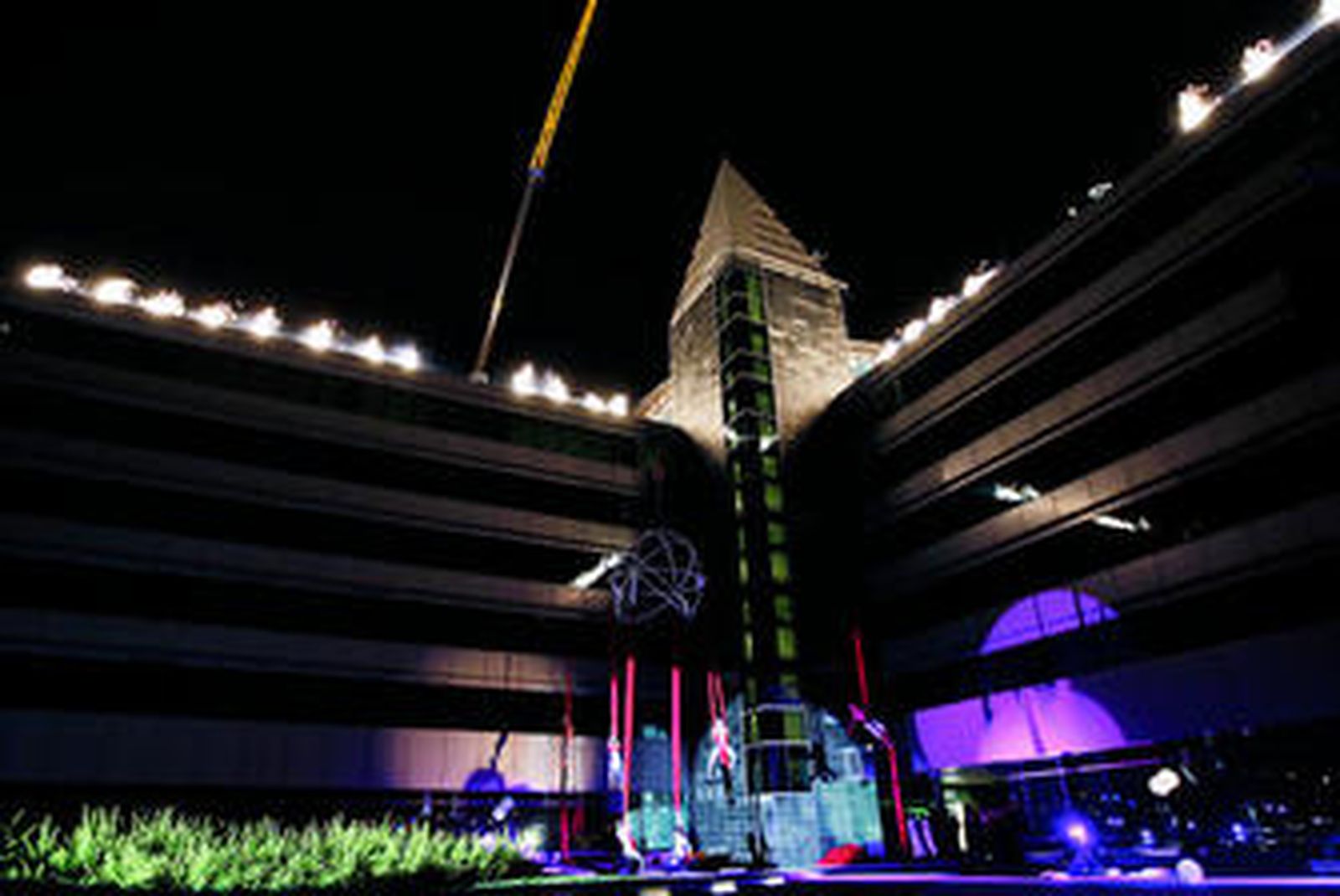 El acto contó con múltiples asistentes.