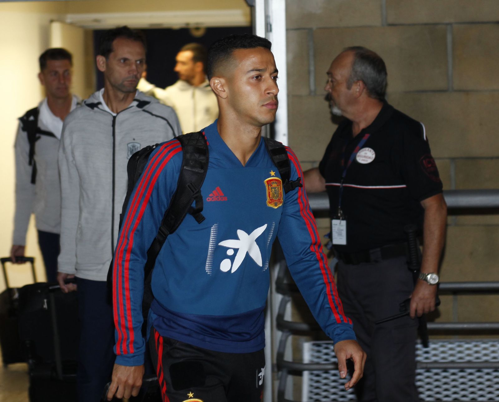 Imágenes de la llegada de la selección española a Sevilla