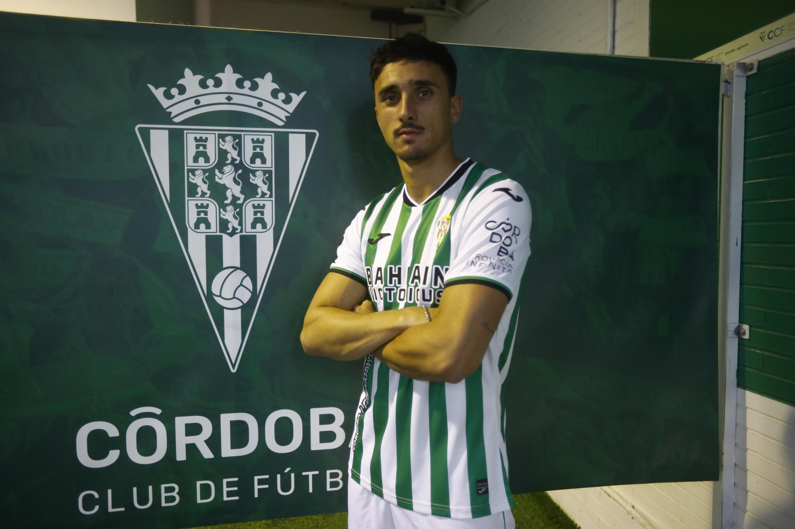 Las mejores fotos de la presentación de Ignasi Vilarrasa como nuevo jugador del Córdoba CF