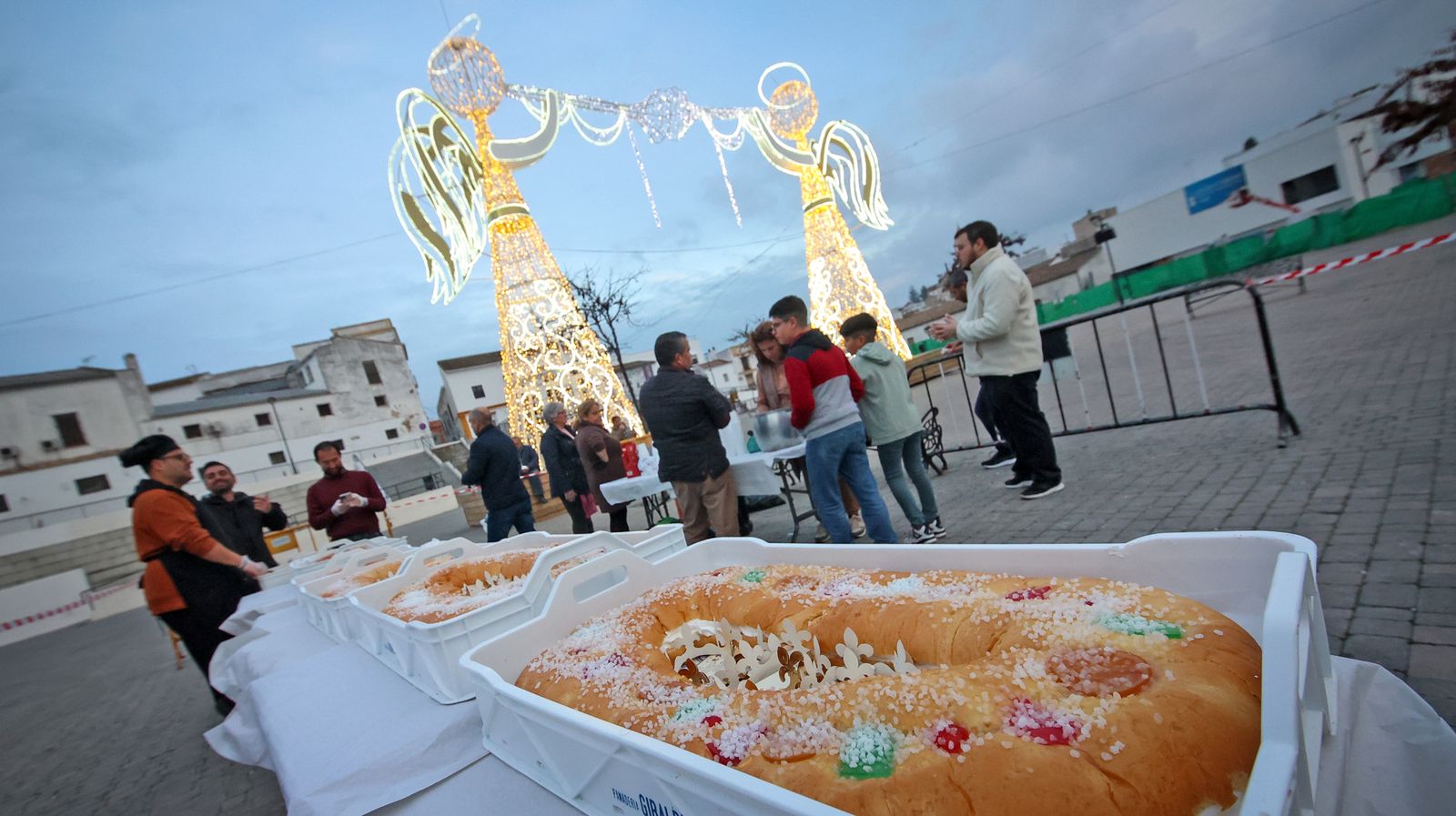 El roscón solidario de Santa Marta en Jerez