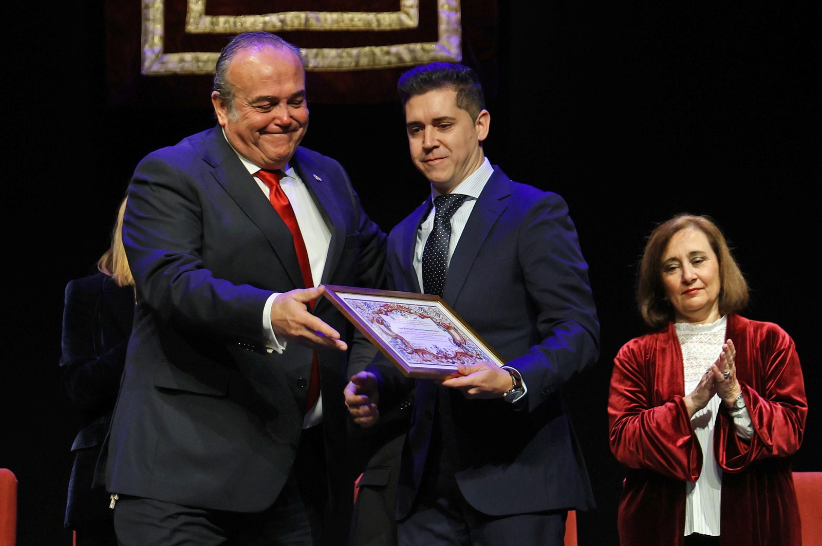 Pepelu Bonaño pregona a San Sebastián en el Gran Teatro de Huelva, en imágenes
