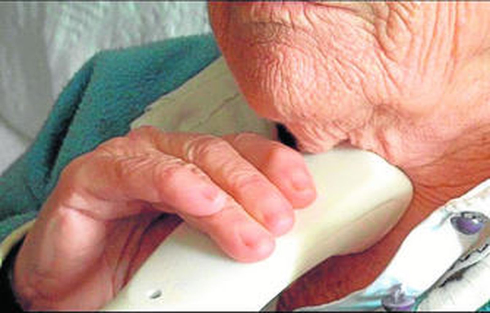 Autoauscultación de una paciente.