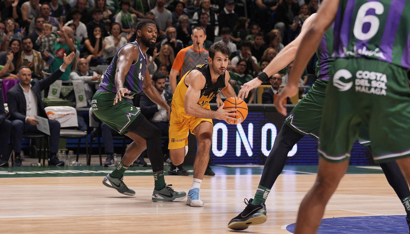 Melvin Ejim, sus cuatro años y seis títulos en Málaga