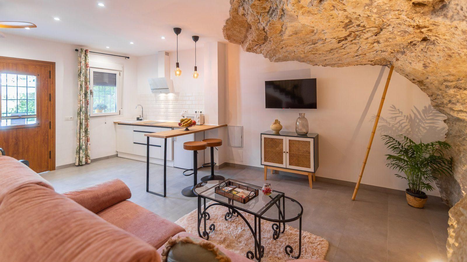 Muy cerca de Setenil de las Bodegas, una encantadora casa rural para dos personas,