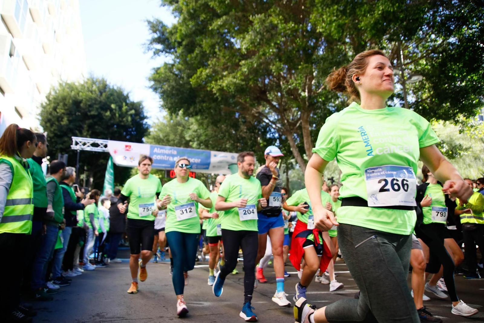 Imágenes de la Carrera contra el Cáncer de Almería