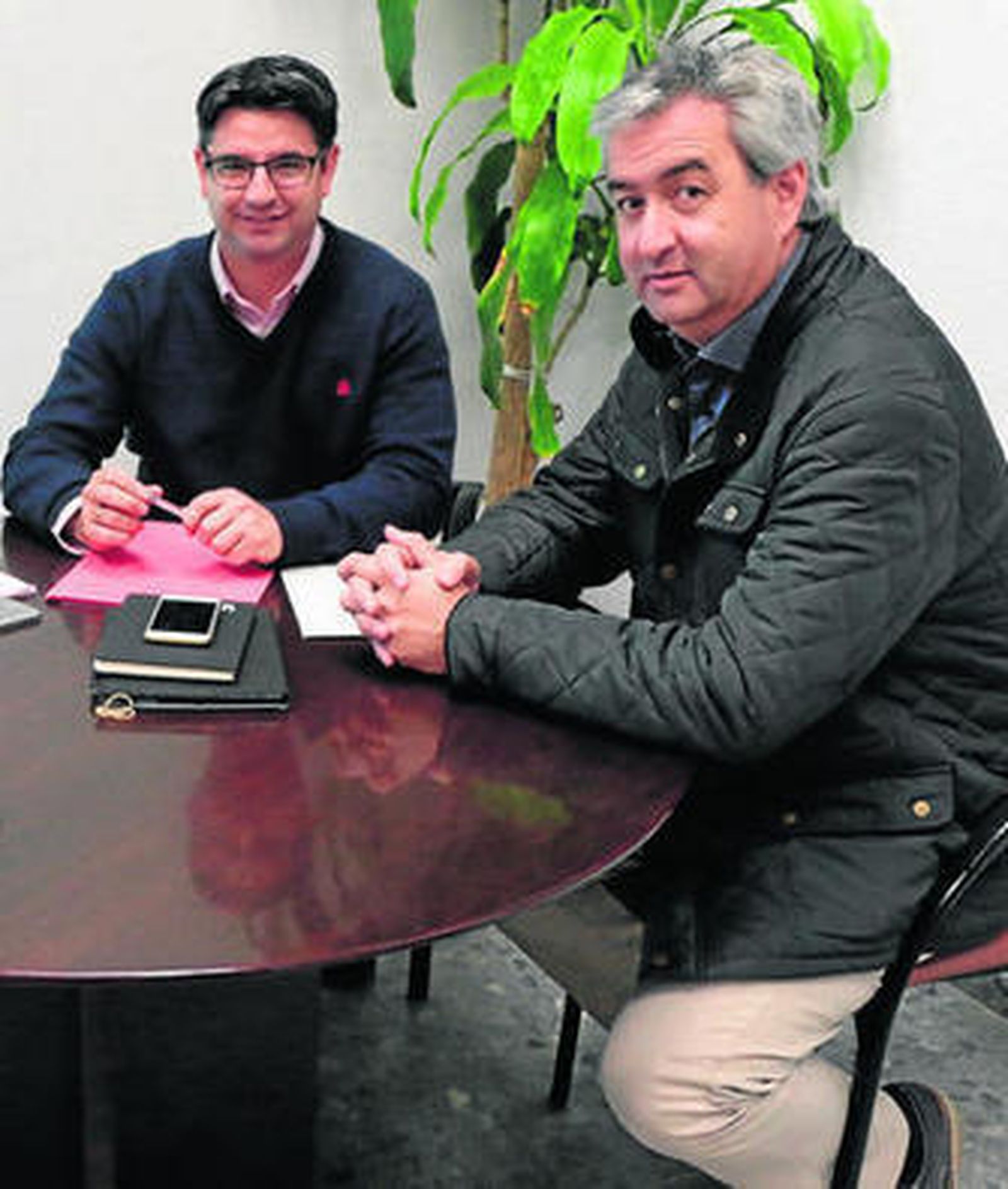 Imagen de archivo de un encuentro entre Pedro García y Antonio Caño.