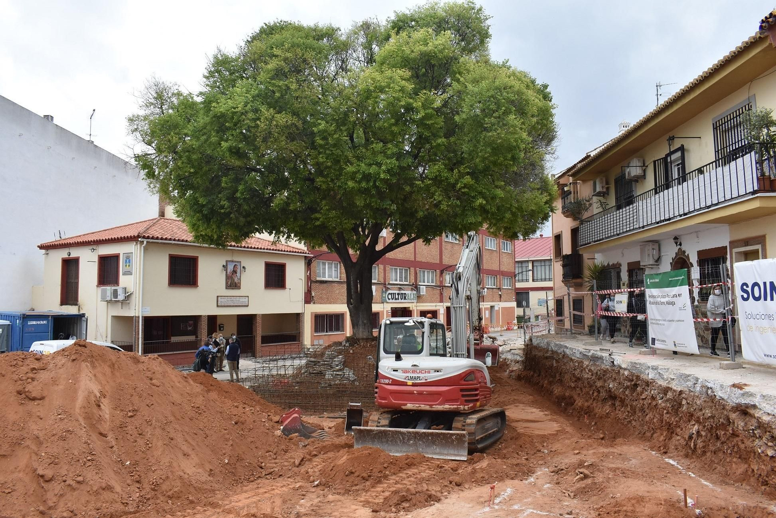 Obras de ampliación y mejora de la plaza Paco Lara de Alhaurín de la Torre