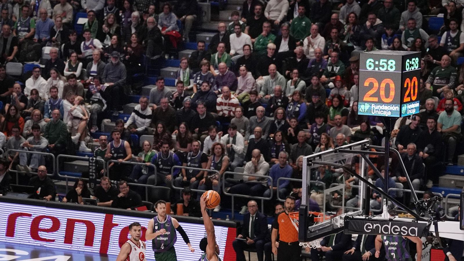 El Unicaja-Casademont Zaragoza, en fotos