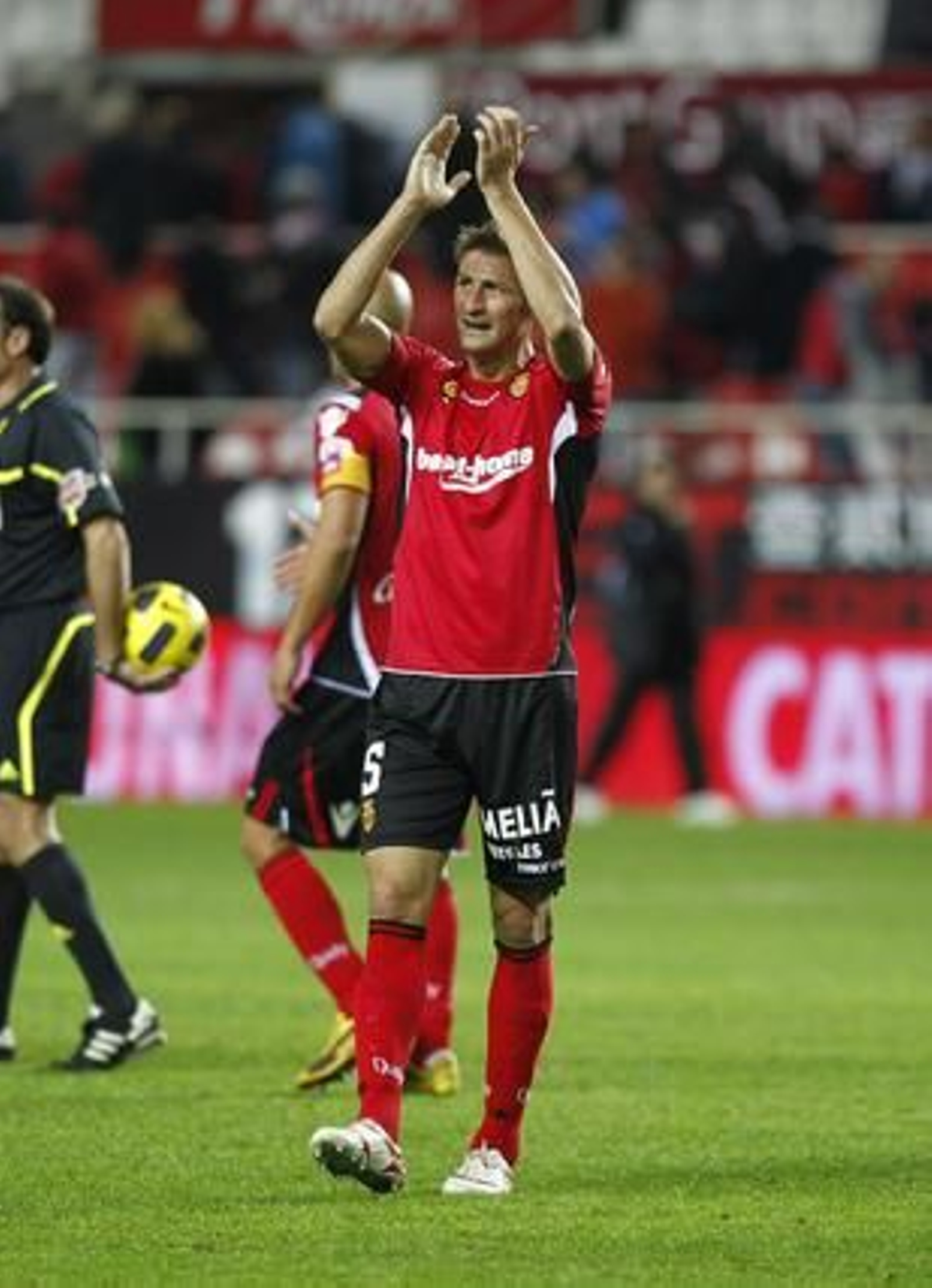Los de Manzano caen en casa tras un gol del Webo en el minuto 90.

Foto: Antonio Pizarro