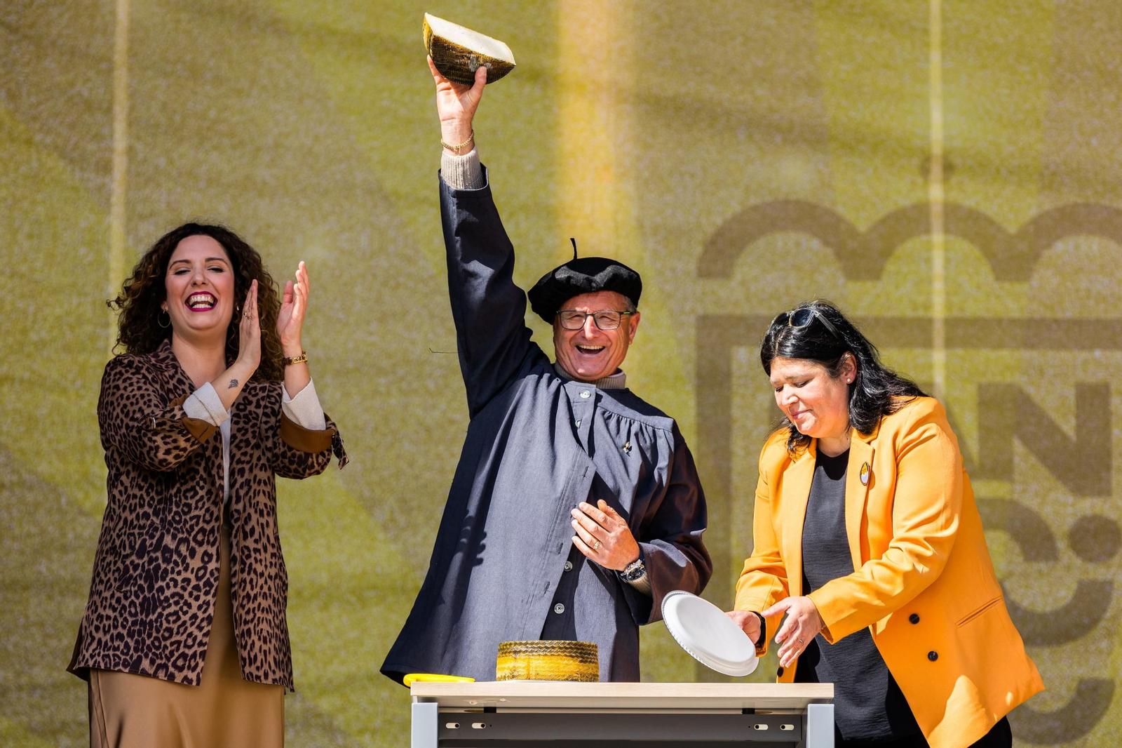 Así se ha estrenado la Plaza del Carnaval en San Fernando