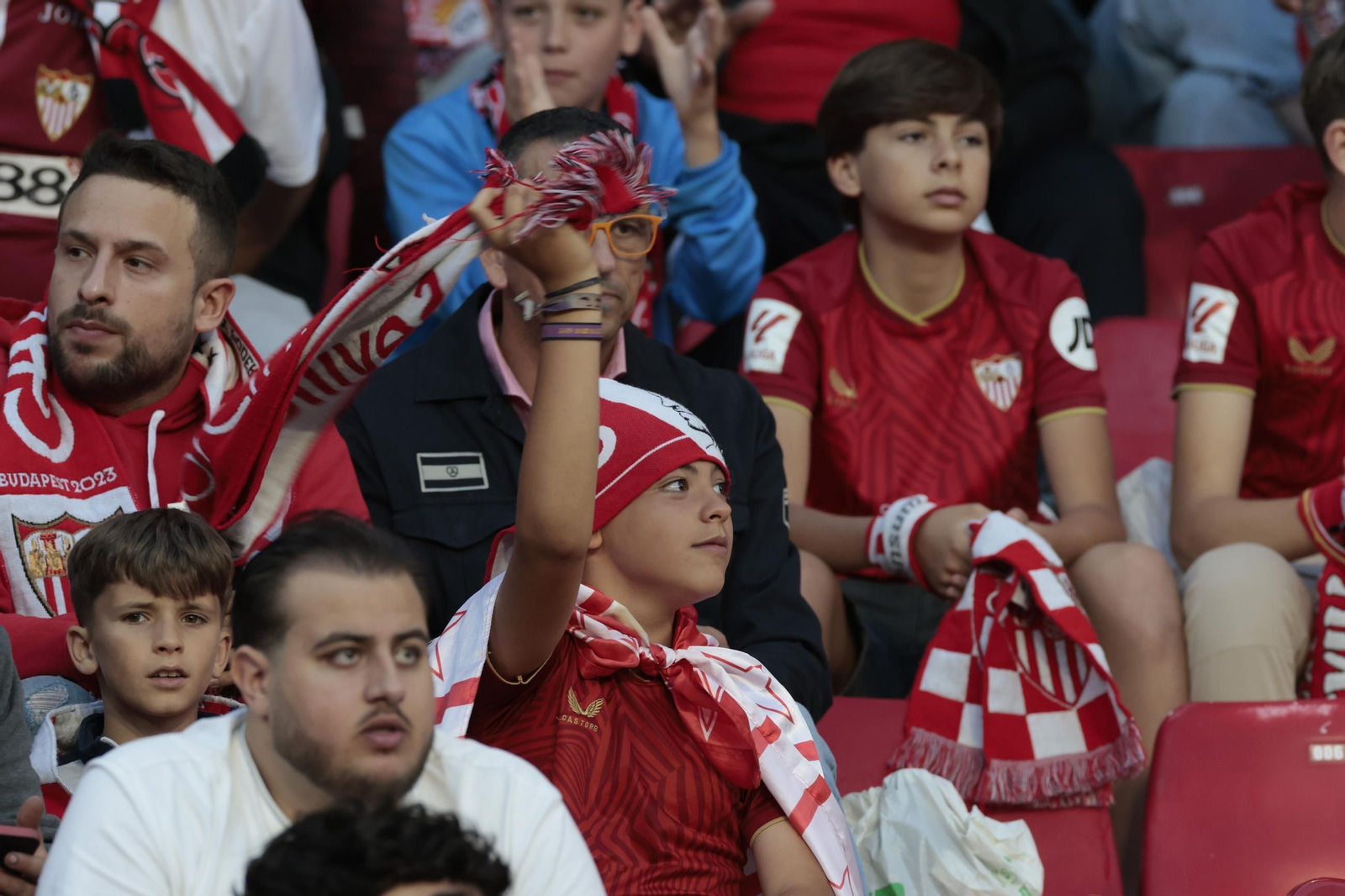 Búscate en las fotos del Sevilla fc - Las Palmas