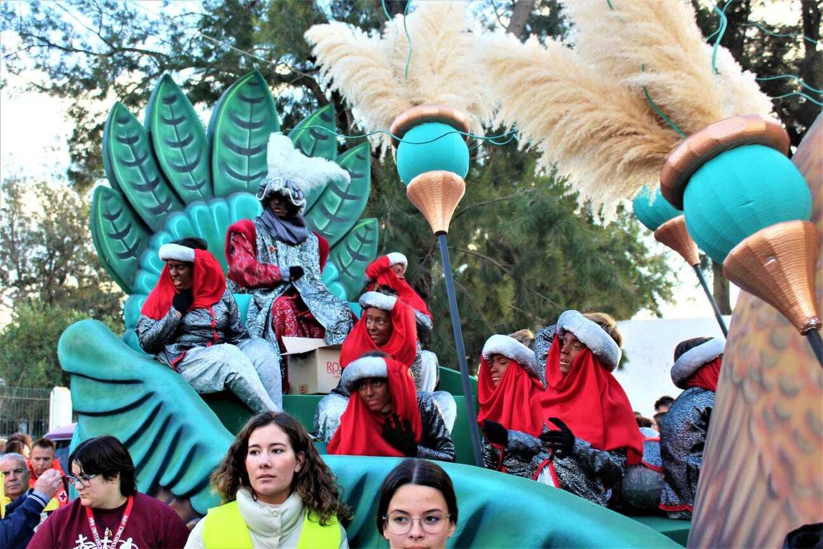 La Cabalgata de Reyes de Chiclana, en imágenes