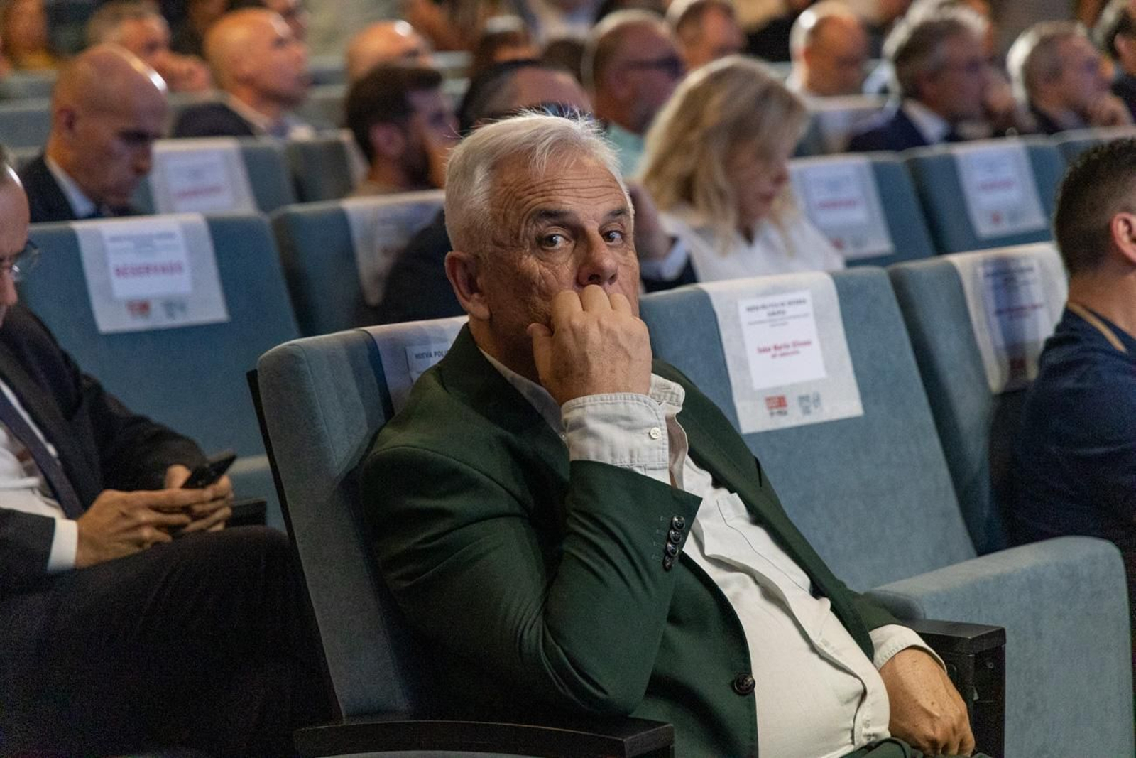 Clausura de las jornadas "Nueva política de defensa europea. Una oportunidad de liderazgo y autonomía estratégica para la industria española".