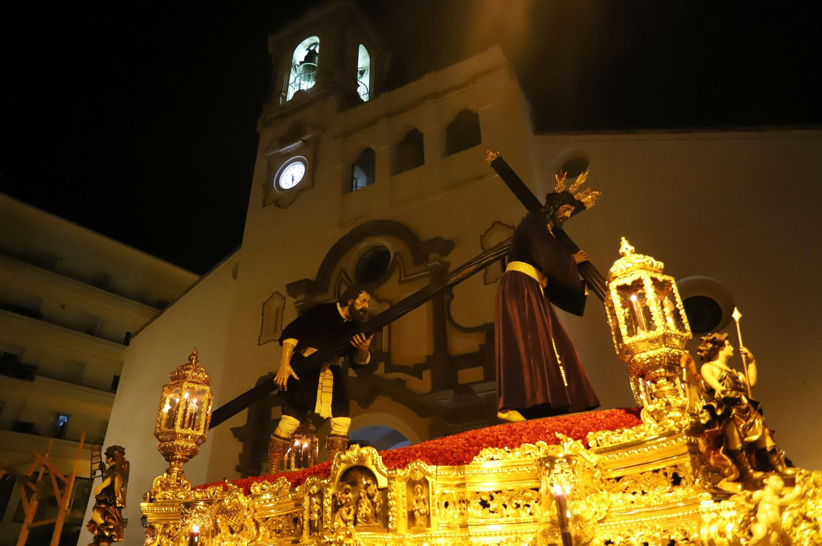 Imágenes del Nazareno en la madrugá de Huelva