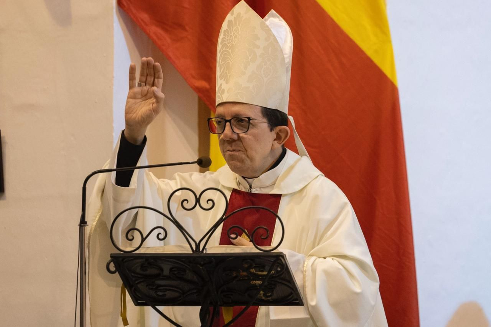 El nuevo administrador apostólico de Cádiz, en la apertura del curso cofrade celebrada días atrás.