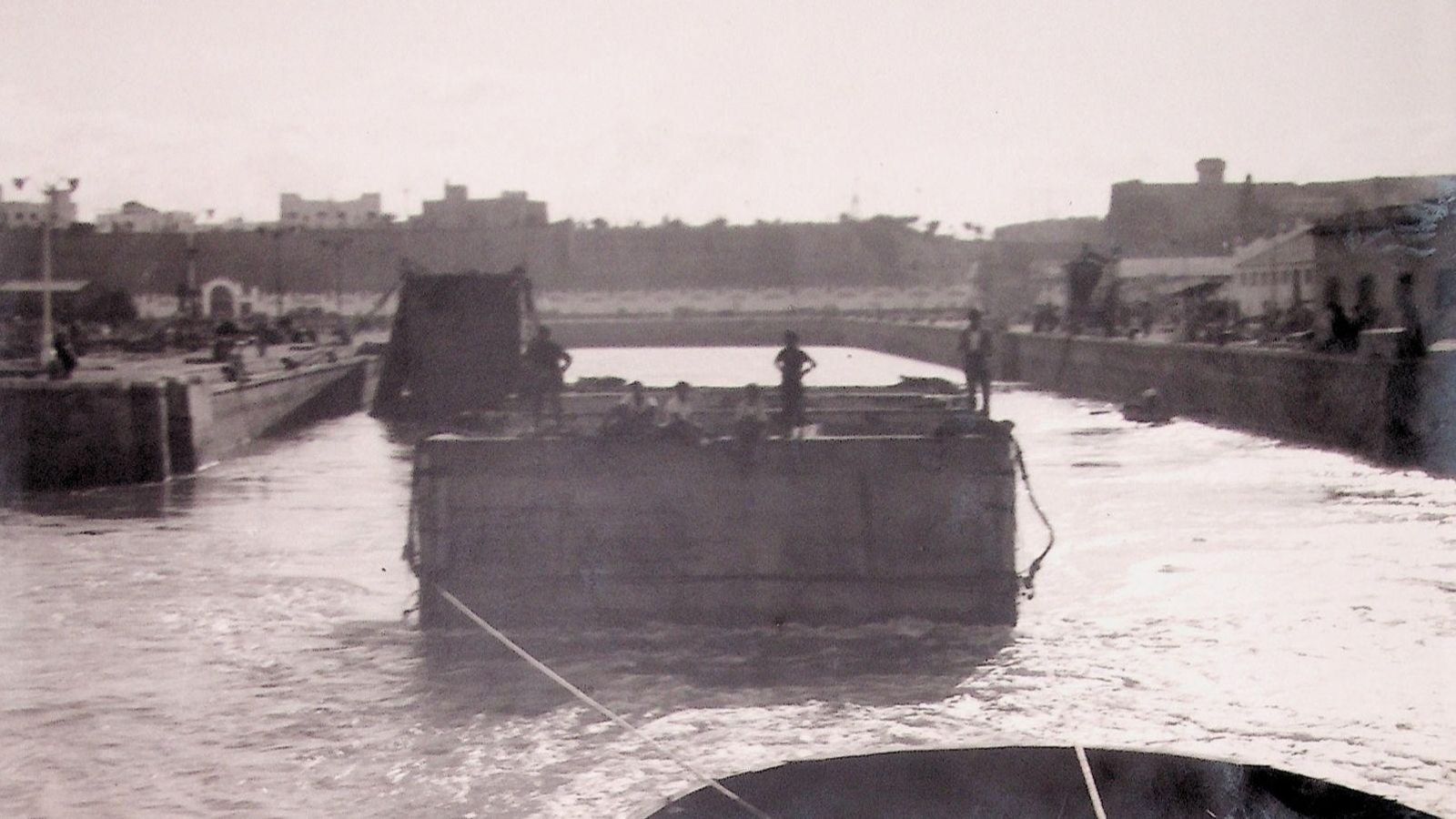 Vista de los trabajos de remolque de los cajones