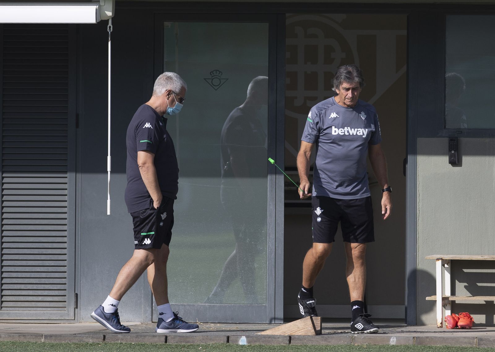 Antonio Cordón y Manuel Pellegrini, en la ciudad deportiva.