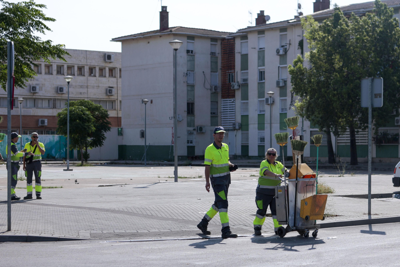Así se vive en el Polígono Sur, el barrio más pobre de España
