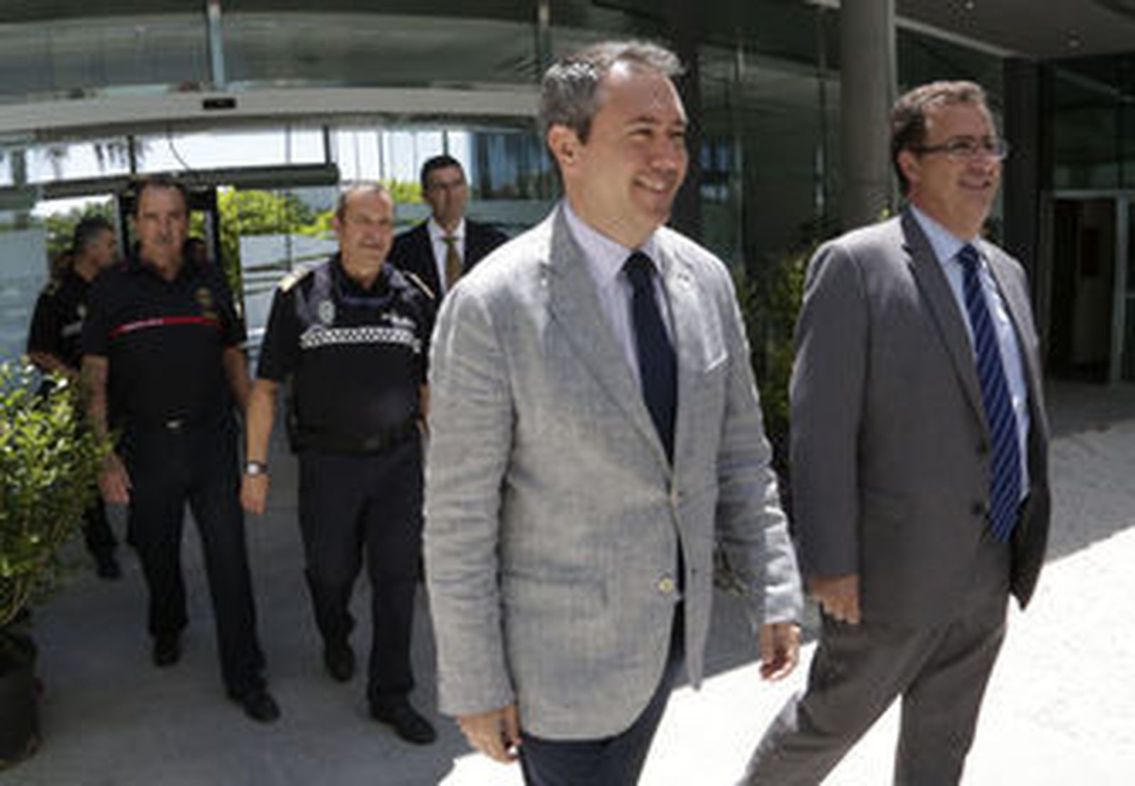 Espadas impondrá un jefe para la Policía Local ajeno al cuerpo