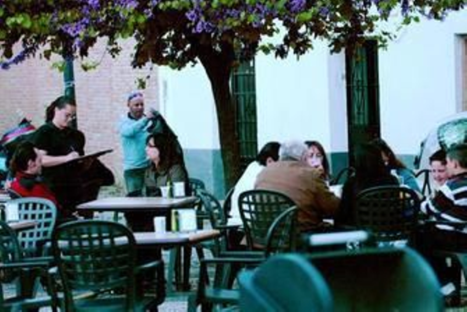 Este año los bares y restaurantes han funcionado con su plantilla habitual.