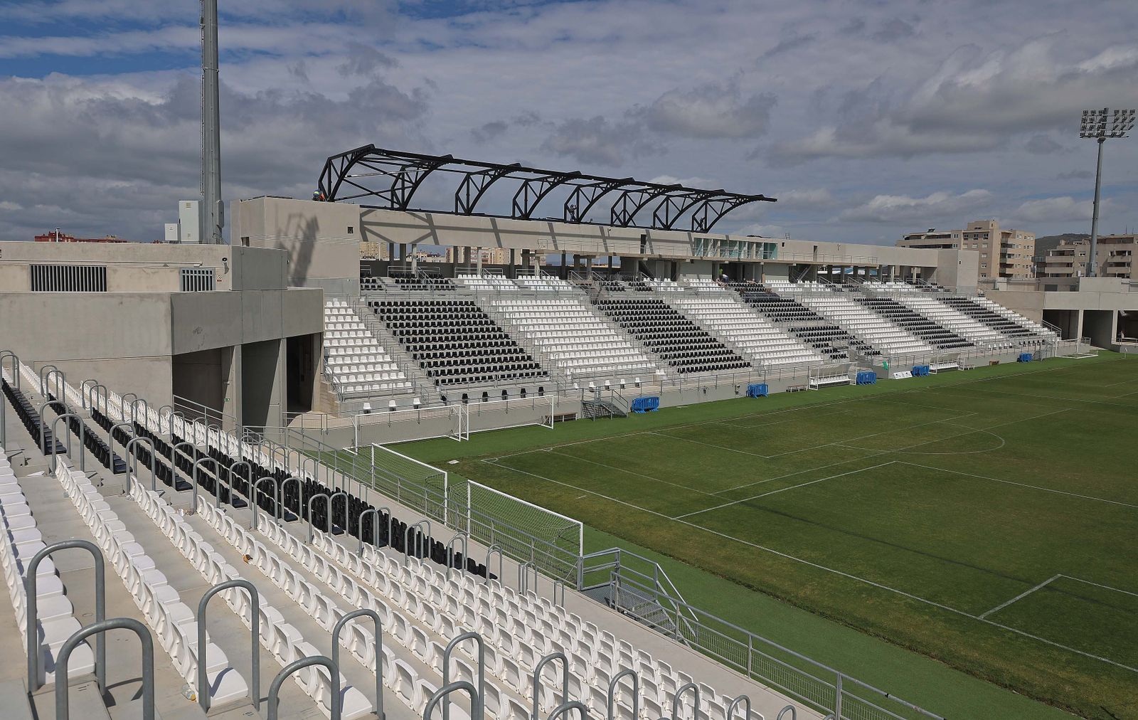 El estadio Ciudad de La Línea, en imágenes