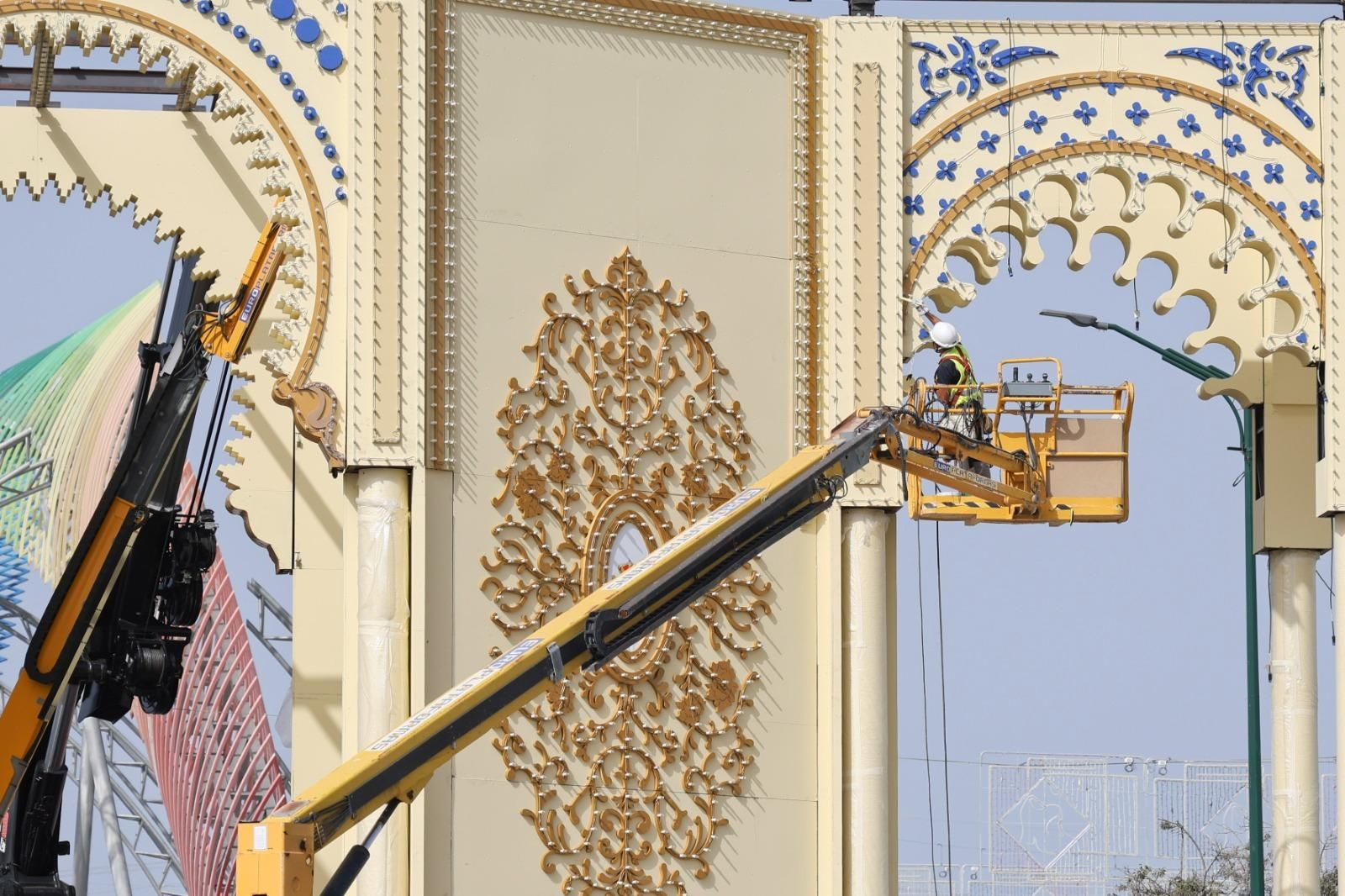 Así es la nueva portada de la Feria de Málaga 2025, en imágenes