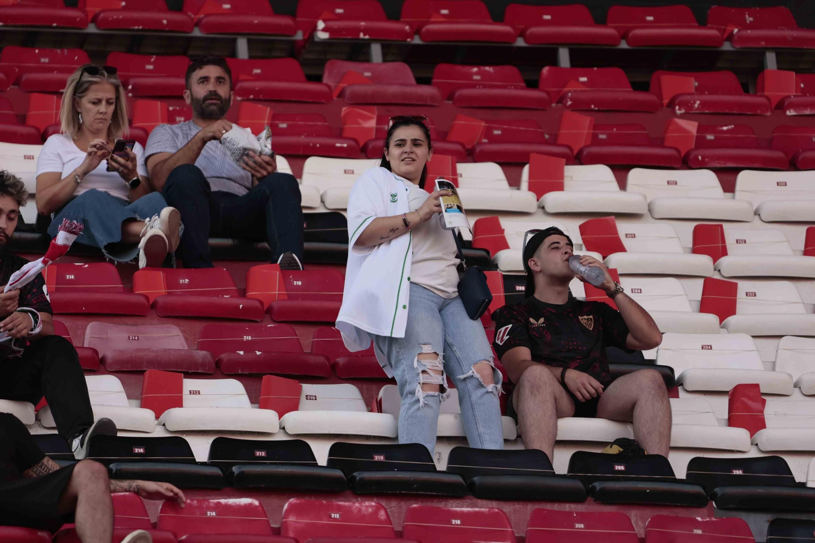 Búscate en el Sevilla - Betis