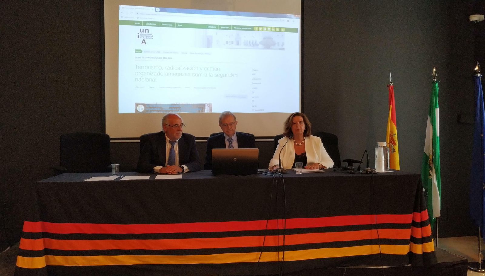 Salvador Molina, Ángel Ballesteros y Pilar Rangel, directora del curso.