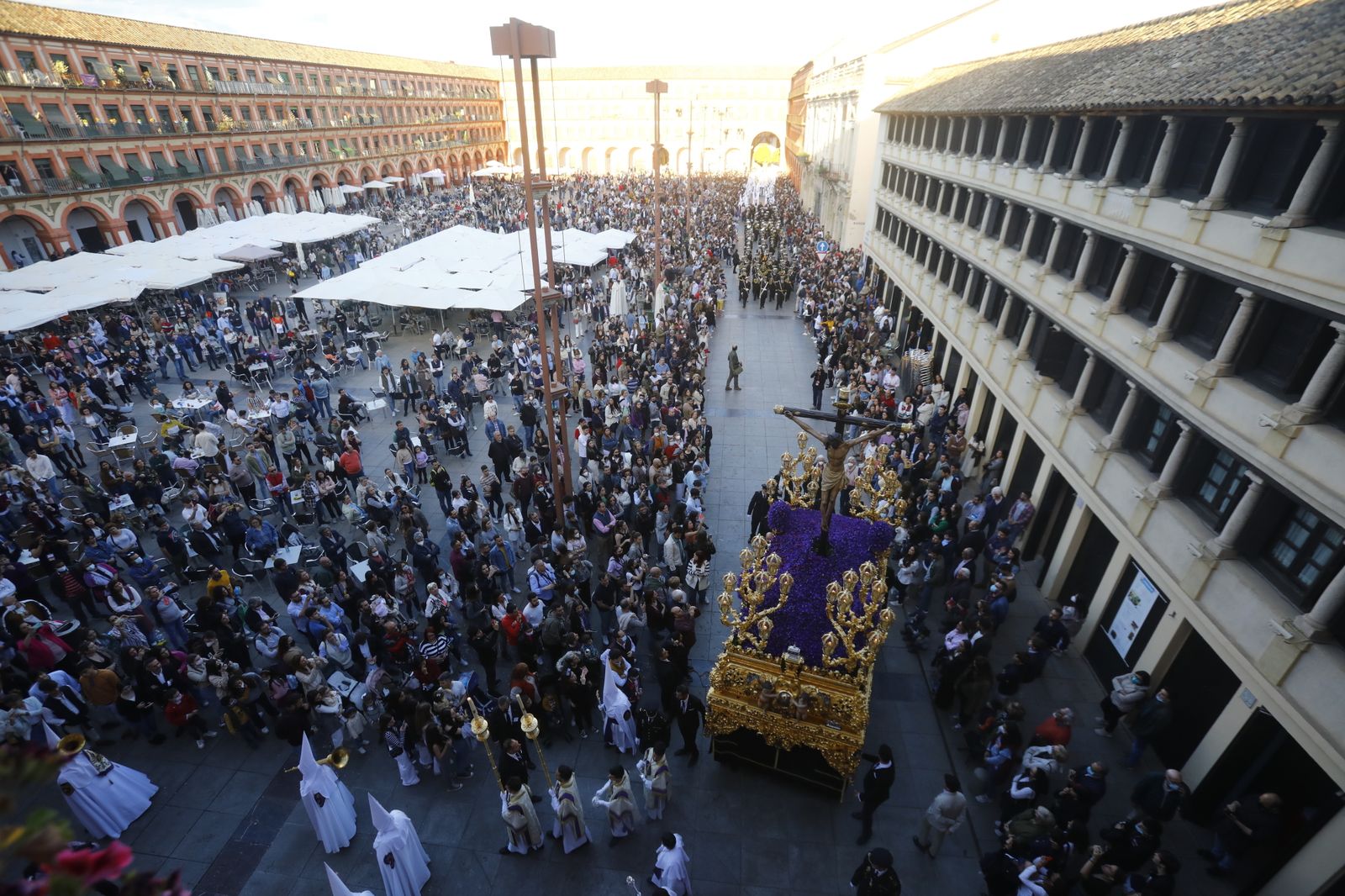 Miércoles Santo en Córdoba: La procesión de la Misericordia, en imágenes