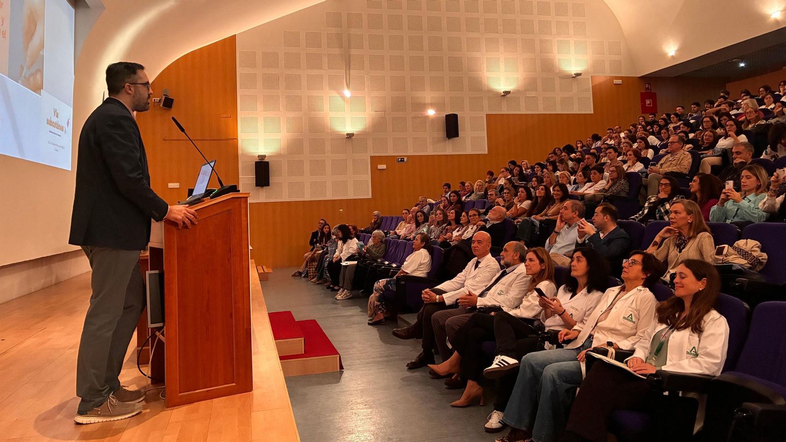 Un momento de la jornada celebrada en el Hospital Reina Sofía.