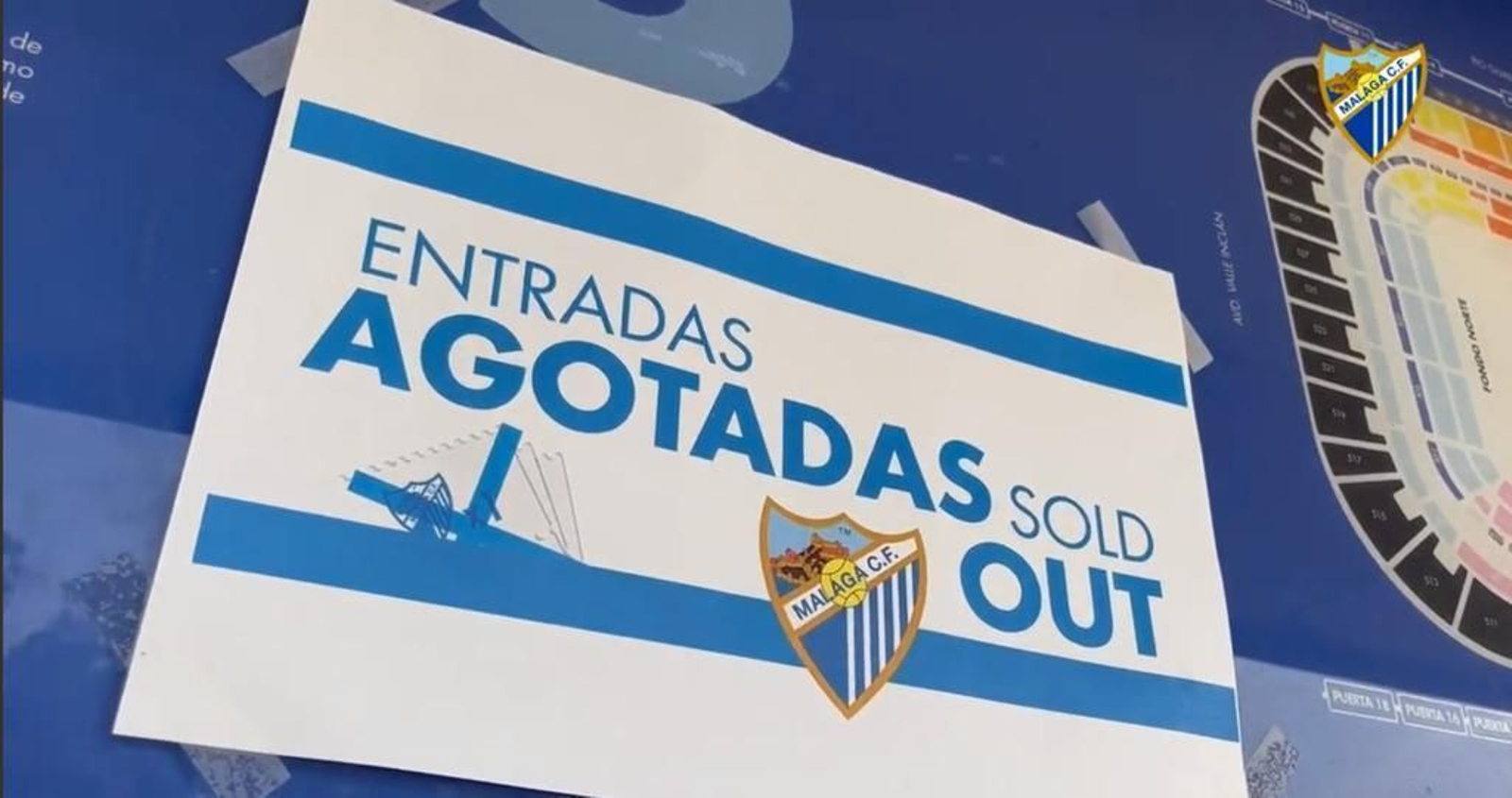 El Málaga CF cuelga el cartel de 'No hay billetes' El Málaga CF cuelga el cartel de 'No hay billetes'