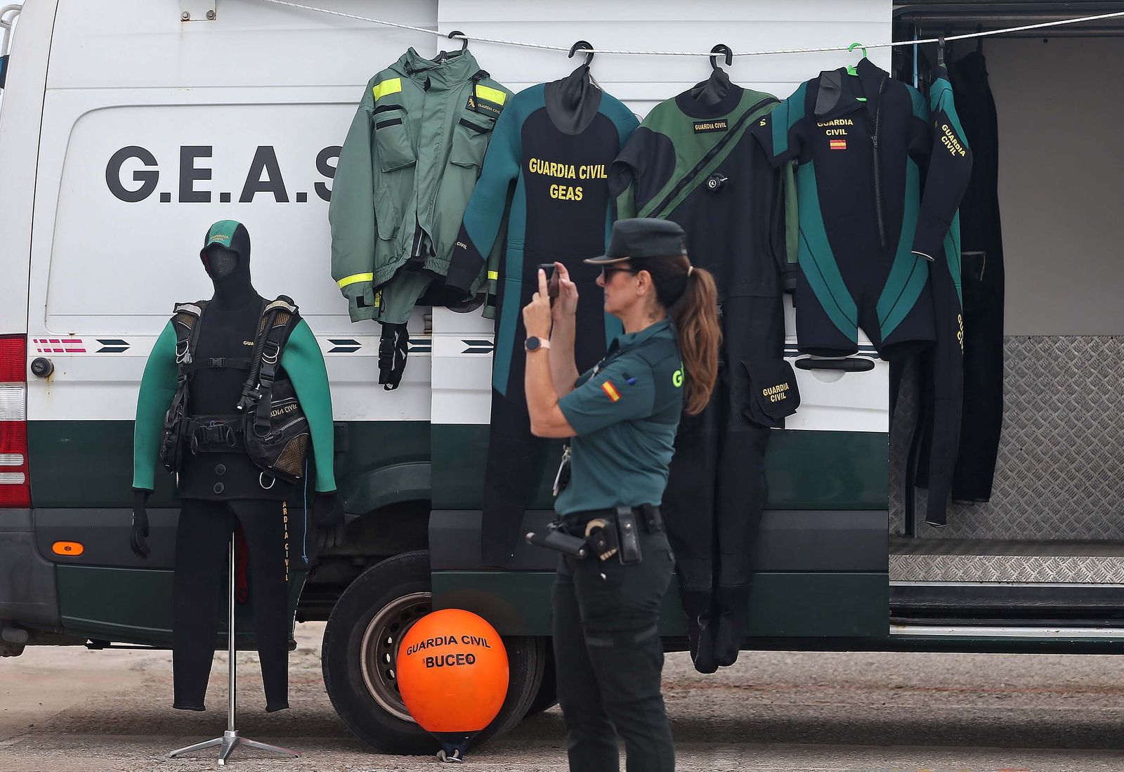 Fotos de la exhibición de medios de la Guardia Civil en el Llano Amarillo de Algeciras