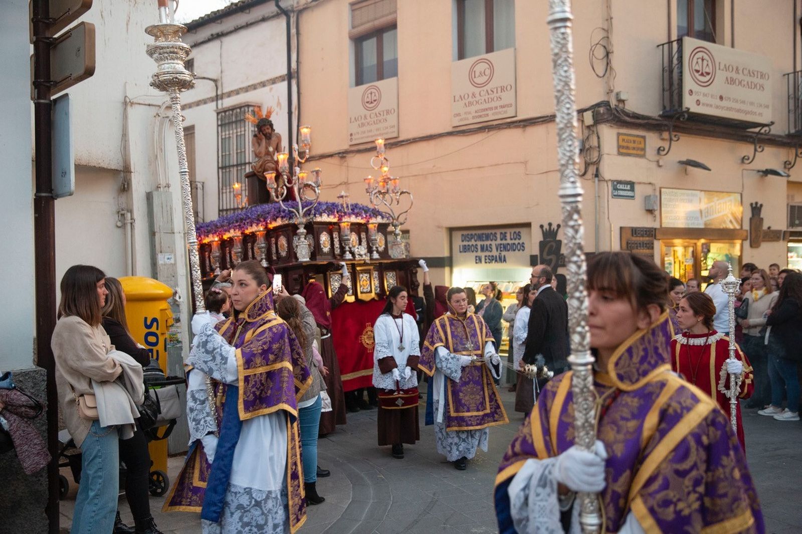 Martes Santo en Montilla: Las procesiones del Zacatecas, la Humildad y la Cena, en imágenes