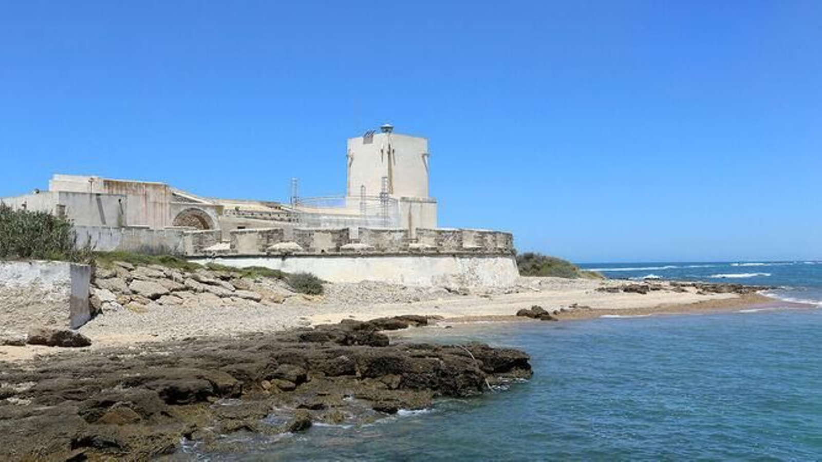 Una parte del Castillo de Sancti Petri