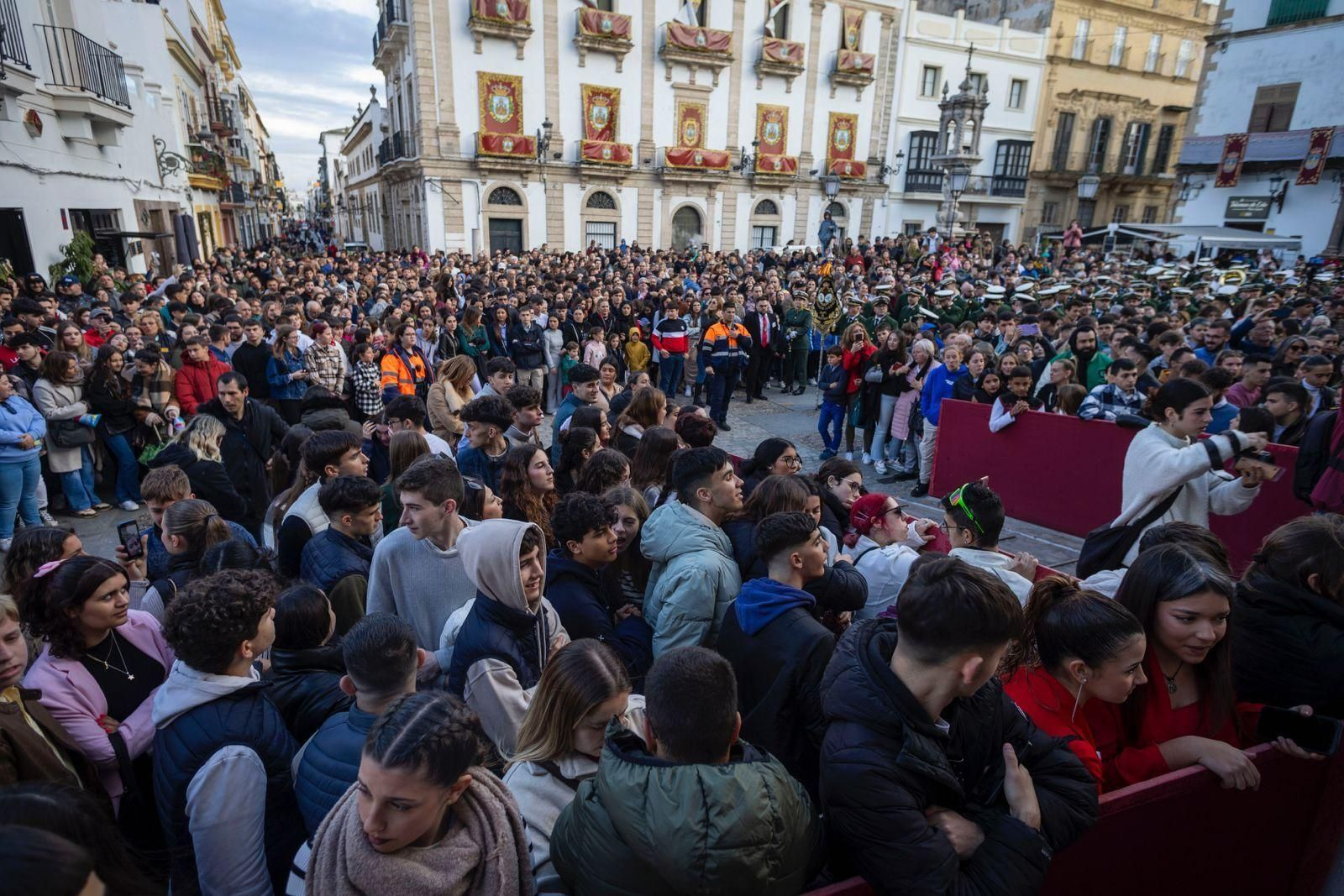 Las imágenes del Martes Santo 2024 en El Puerto: Misericordia