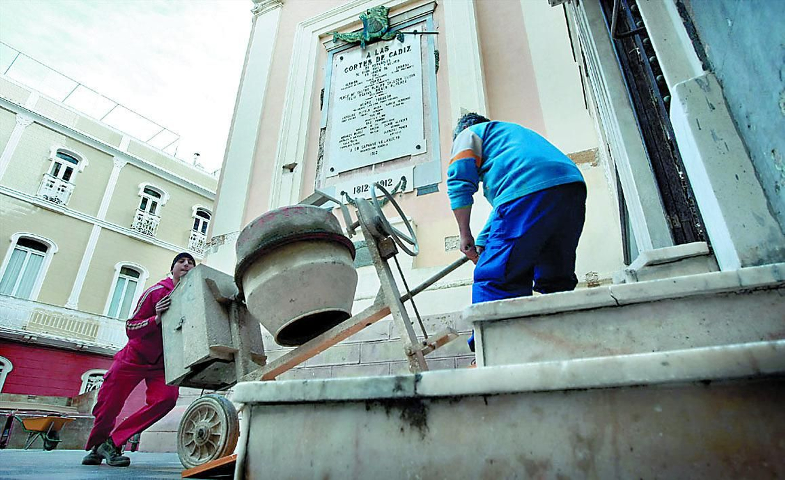 Imágenes de cómo se salvo el Oratorio de San Felipe Neri de la ruina