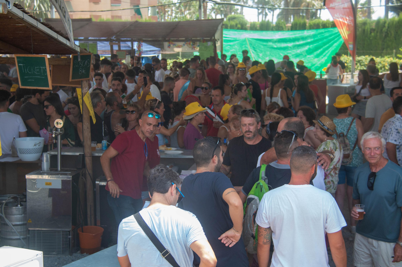 ¿No te has perdido el primer día de Feria de Almuñécar? ¡Búscate!