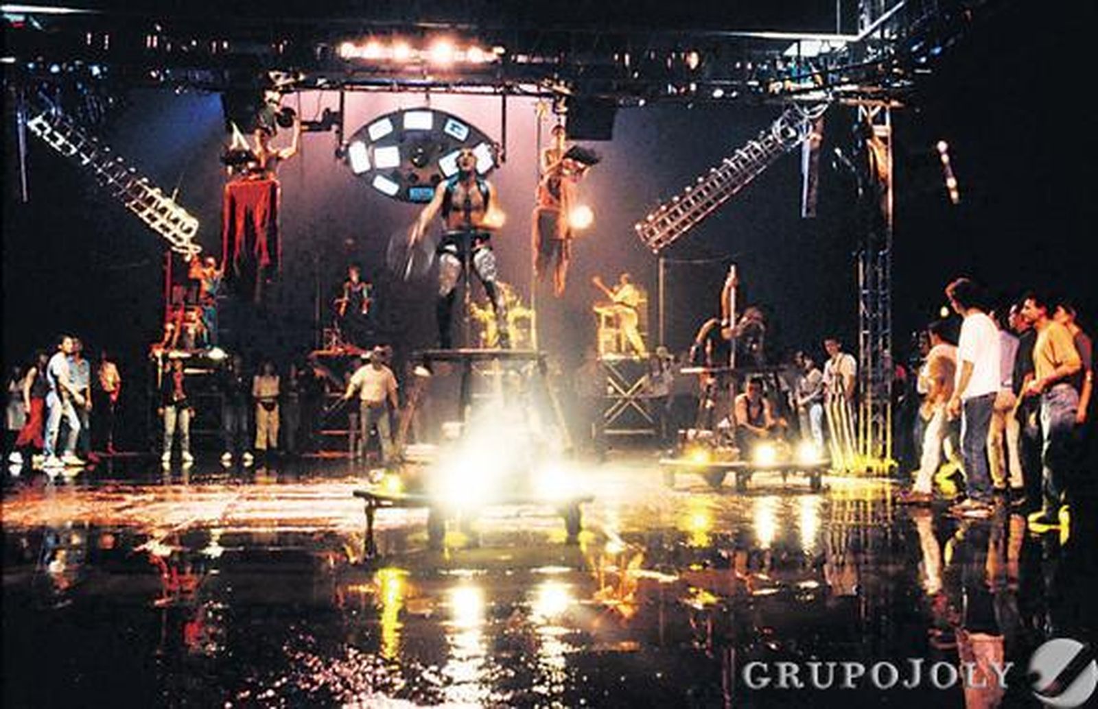 El arriesgado espectáculo de La Fura dels Baus.

Foto: Agesa