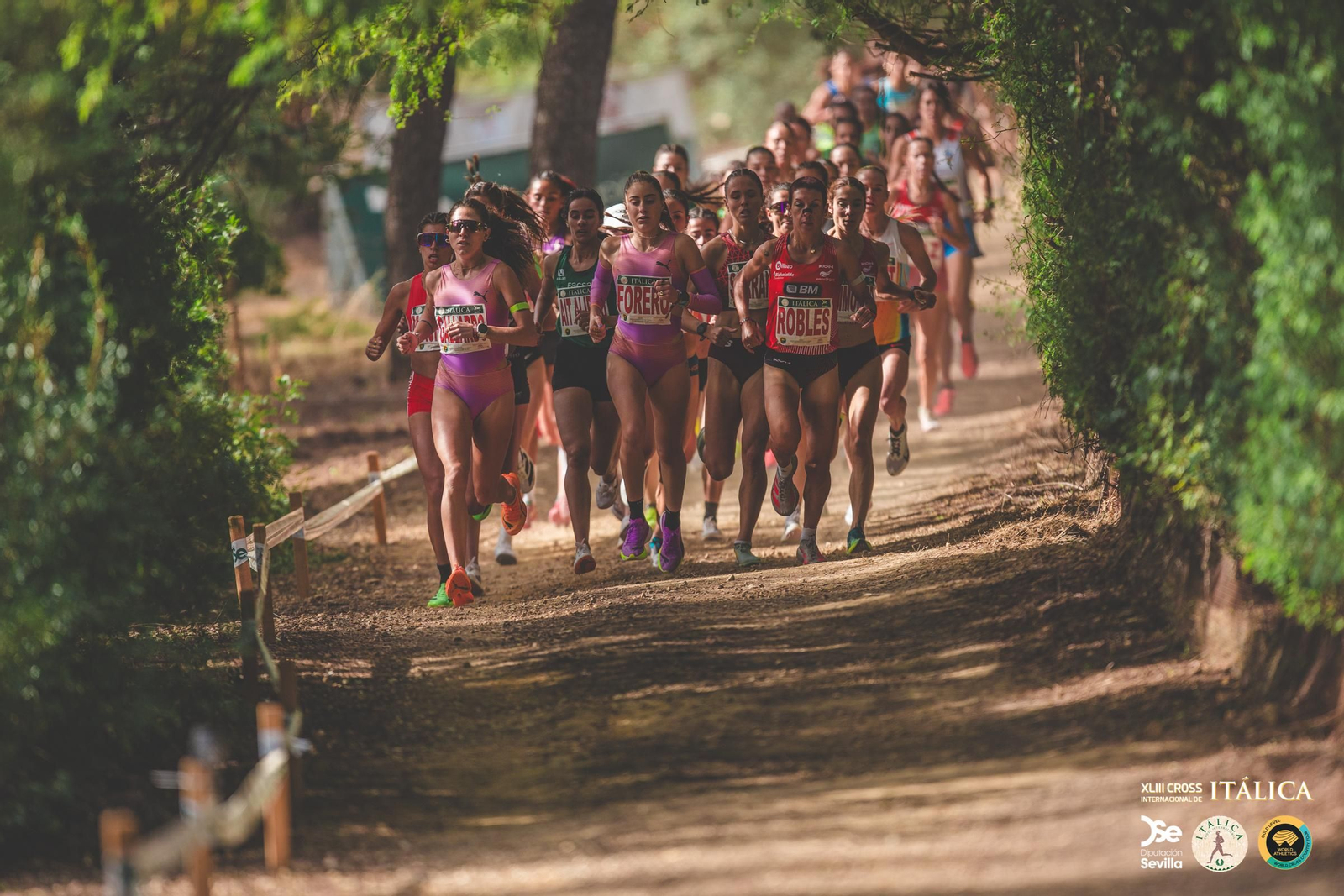 Búscate en las fotos del Cross de Itálica 2025 | 11