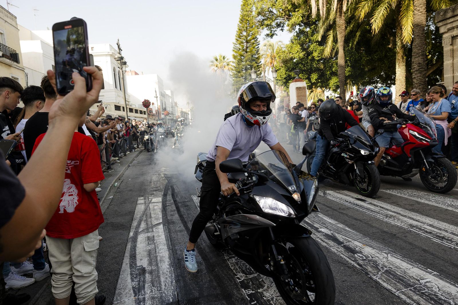 Las imágenes del viernes de Motorada en El Puerto por el Gran Premio de Motociclismo de Jerez 2025