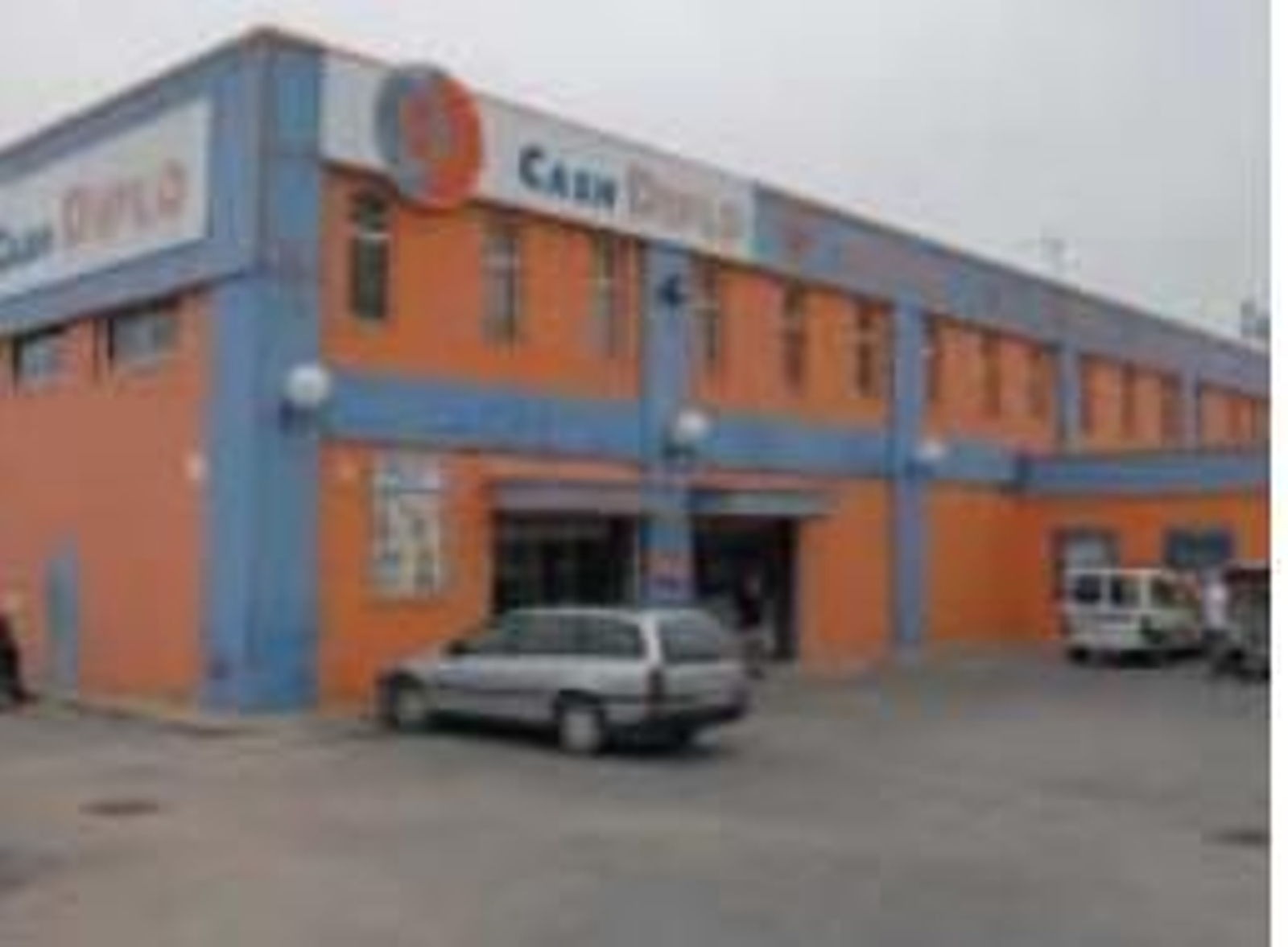 Exterior del Cash Diplo situado en Chiclana.