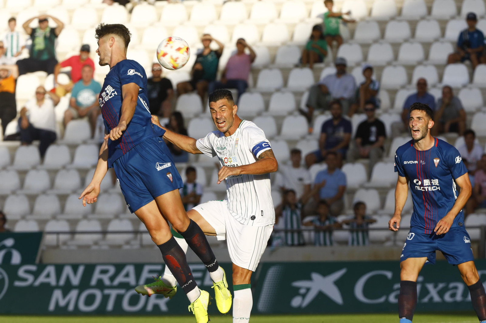 Las mejores fotos del Córdoba CF - Algeciras CF