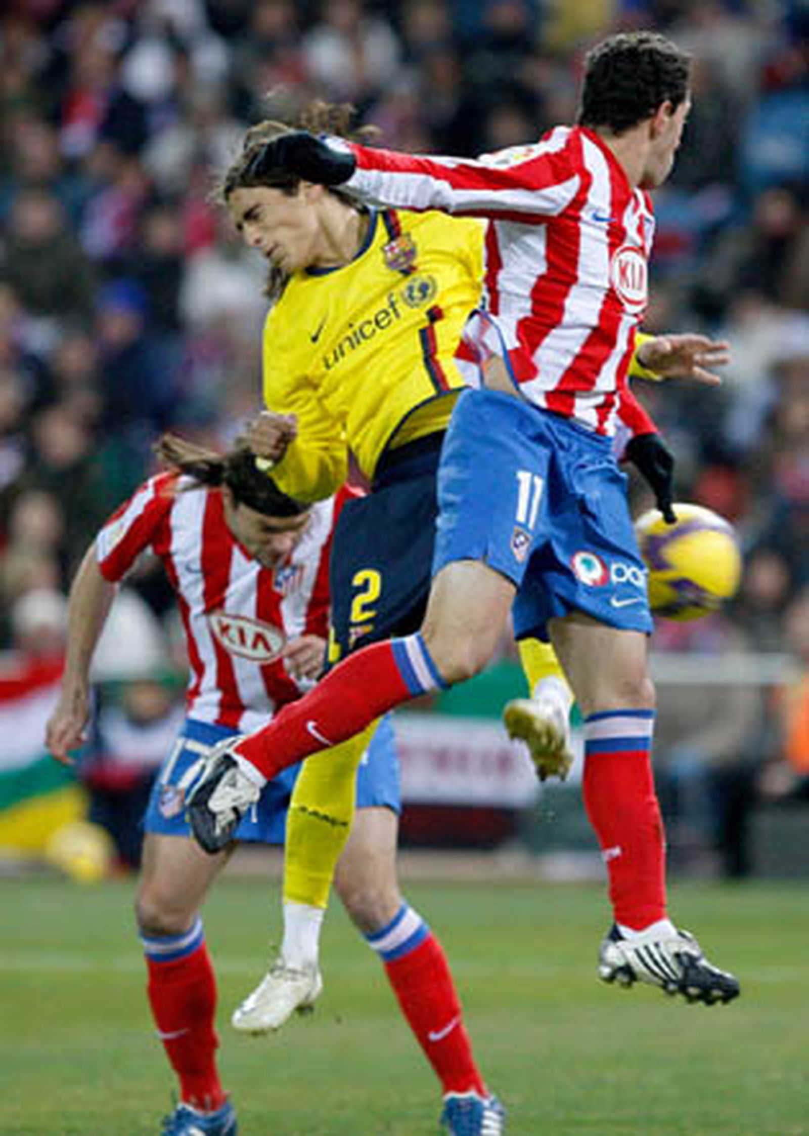 La superioridad del Barça y los goles de Messi sentencian al Atlético (1-3)