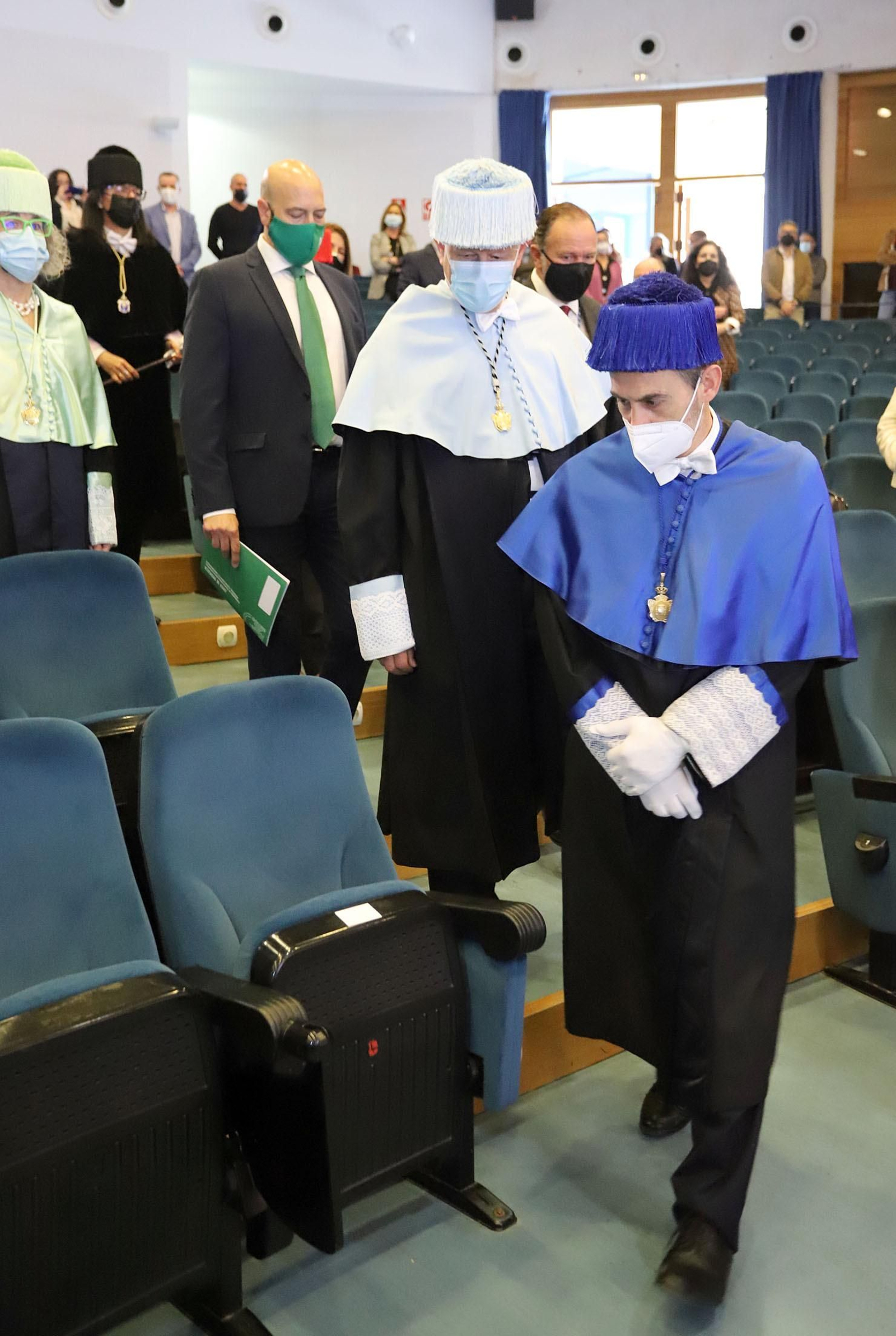 Imágenes del acto en la Universidad de Huelva del 33º aniversario del 3-M