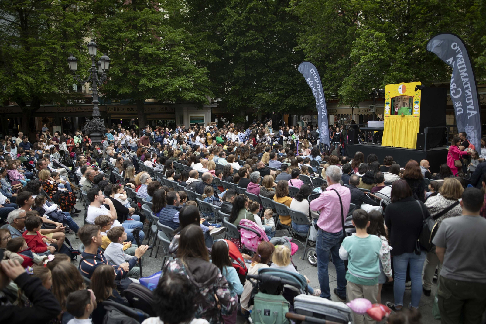La Noche en Blanco en Granada alcanza 250.000 asistentes a 300 actividades