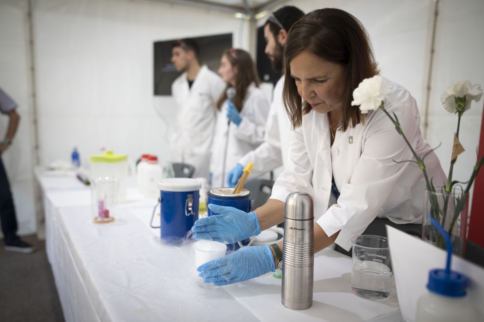 Así ha sido la Noche de los investigadores en Granada