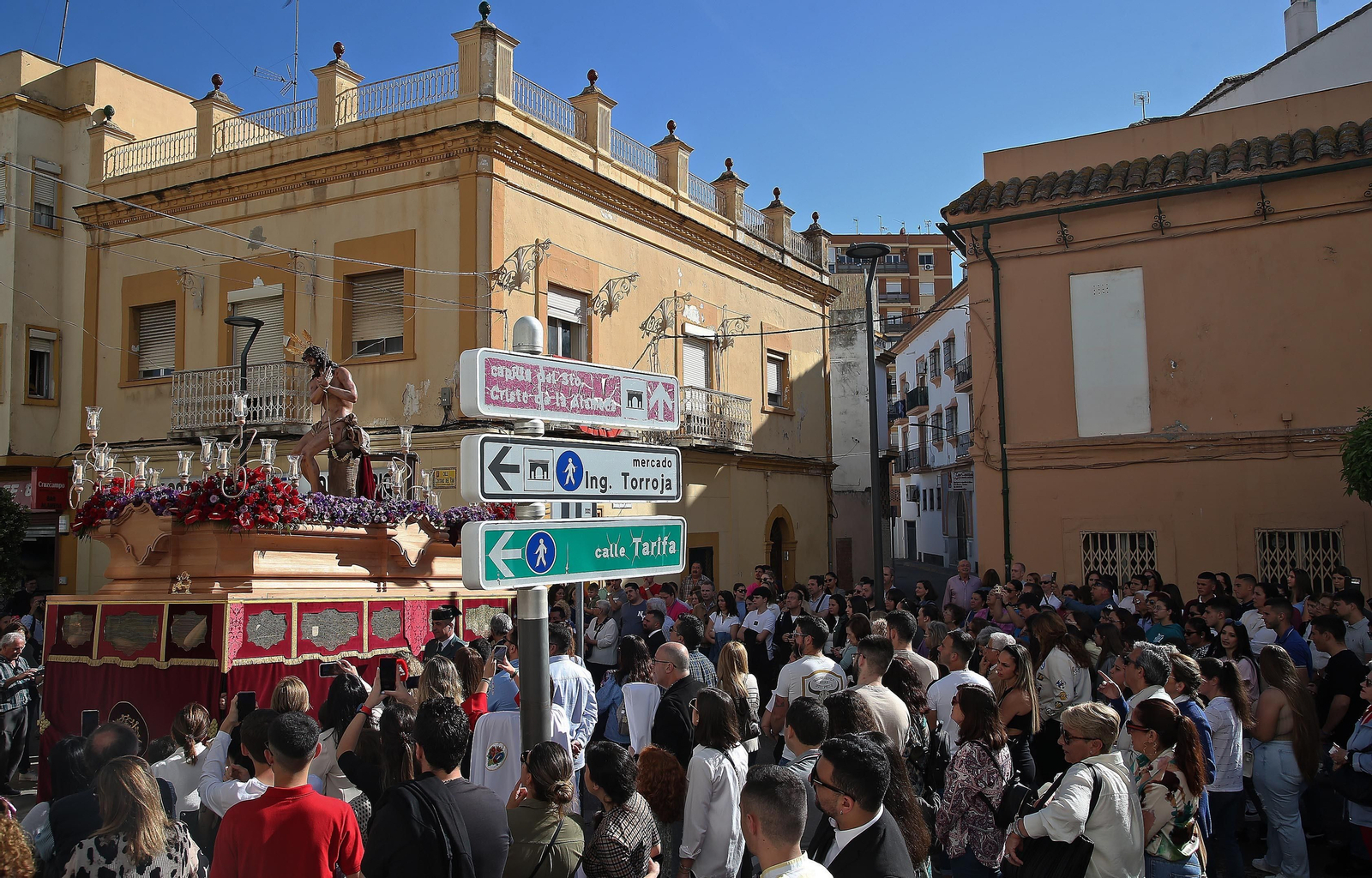 Fotos del Lunes Santo en Algeciras: Coronado de Espinas y La Columna
