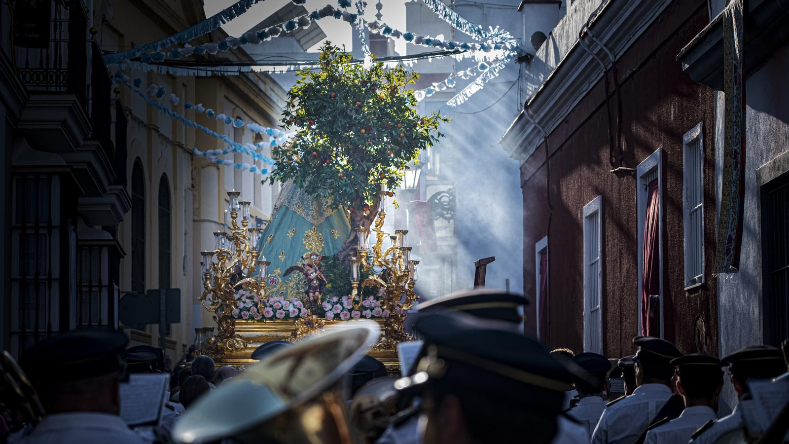 Búscate entre las fotos de la procesión de La Pastora en San Fernando